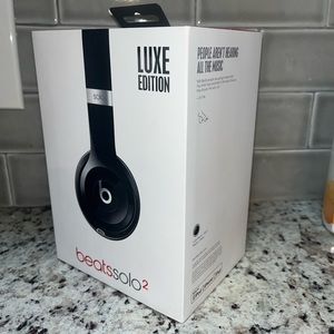 ⚡️Black Beats Solo 2 LUXE Edition 🎧⚡️